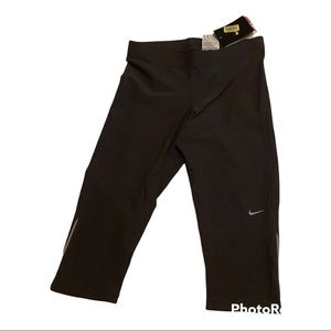 Cropped capri nike leggings